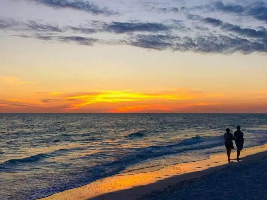 Lovely 1 Bedroom Unit Across From Lido Key Beach Sarasota Exterior foto